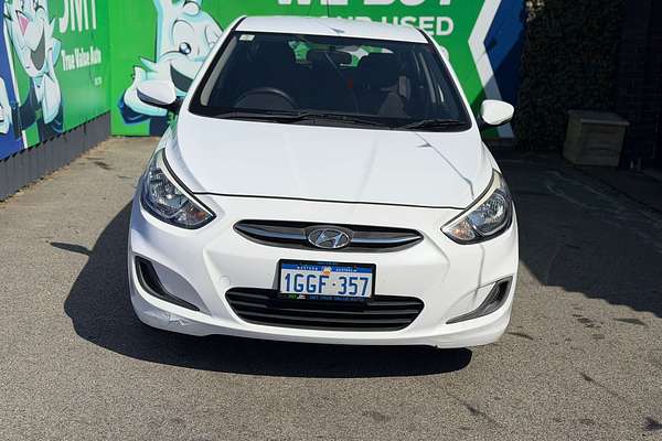 2017 Hyundai Accent Active RB4