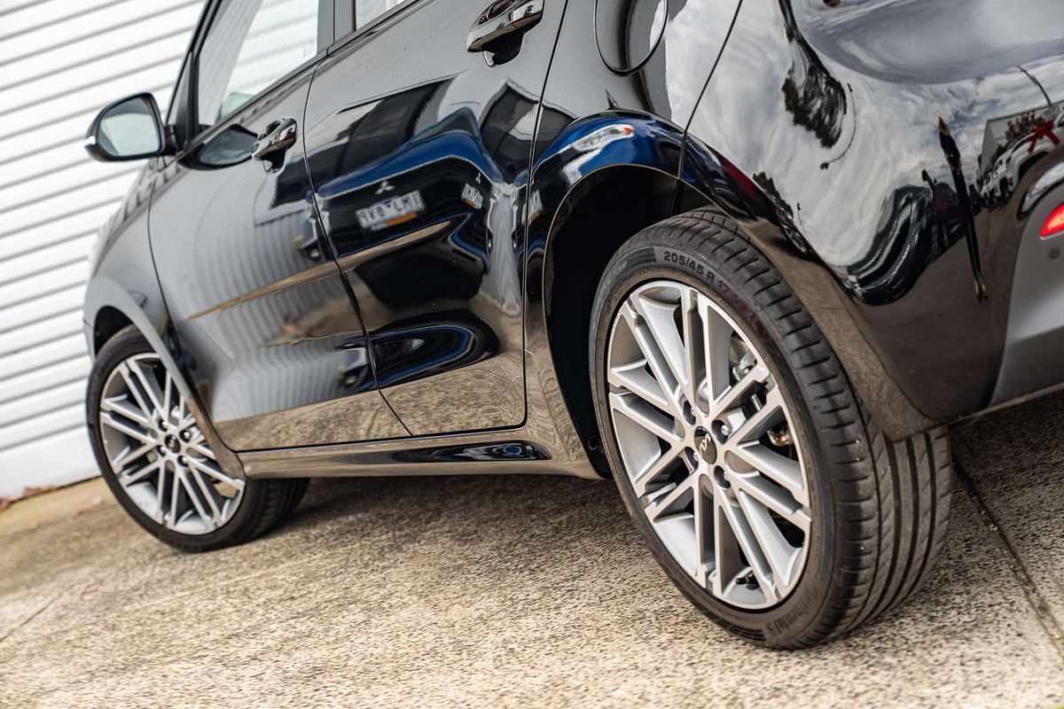 2022 Kia Rio Sport YB