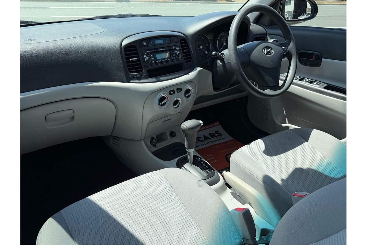 2007 Hyundai Accent S MC