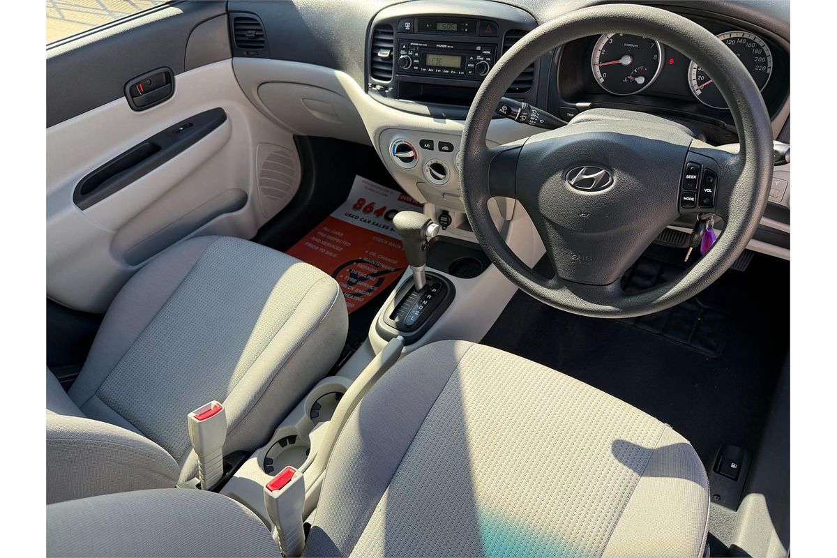 2007 Hyundai Accent S MC