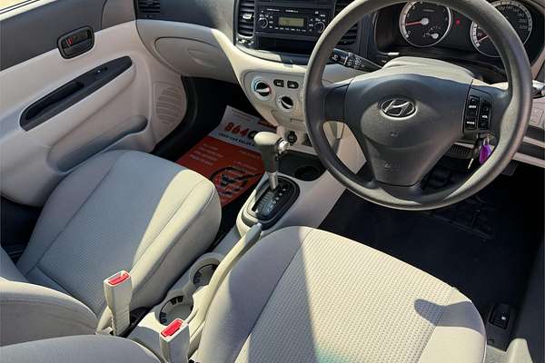 2007 Hyundai Accent S MC