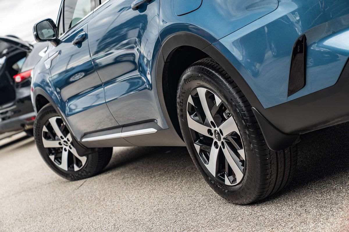 2022 Kia Sorento Sport MQ4