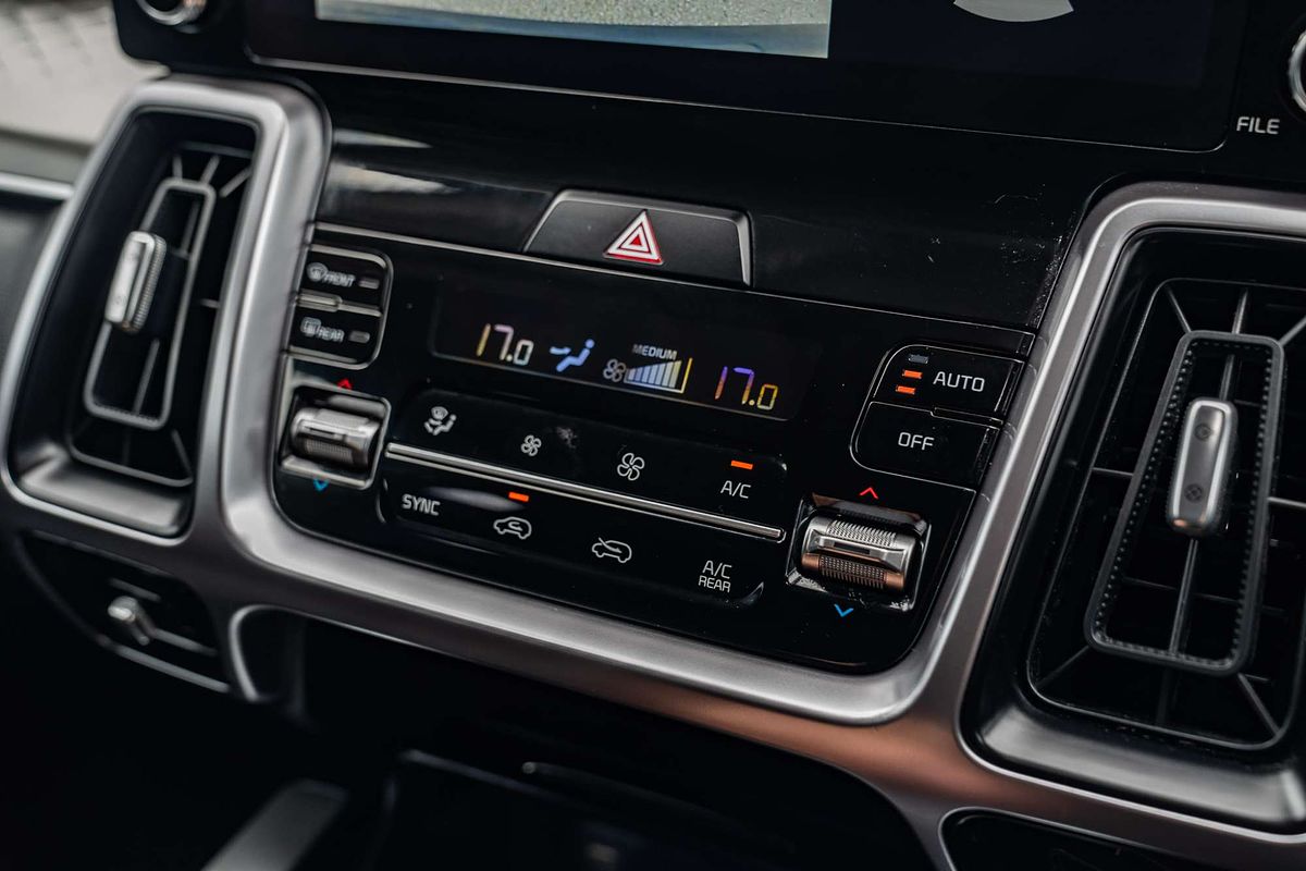 2022 Kia Sorento Sport MQ4