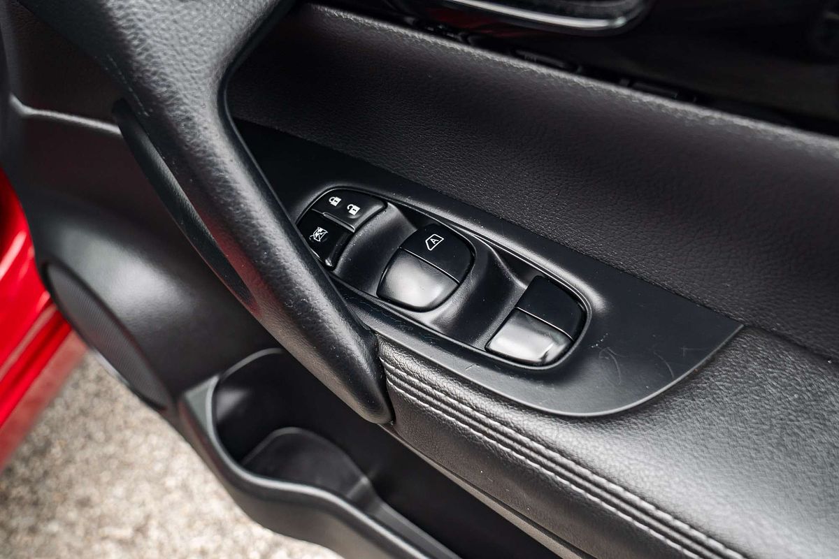 2015 Nissan QASHQAI Ti J11