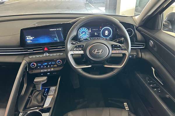 2025 Hyundai i30 Elite Hybrid CN7.V2