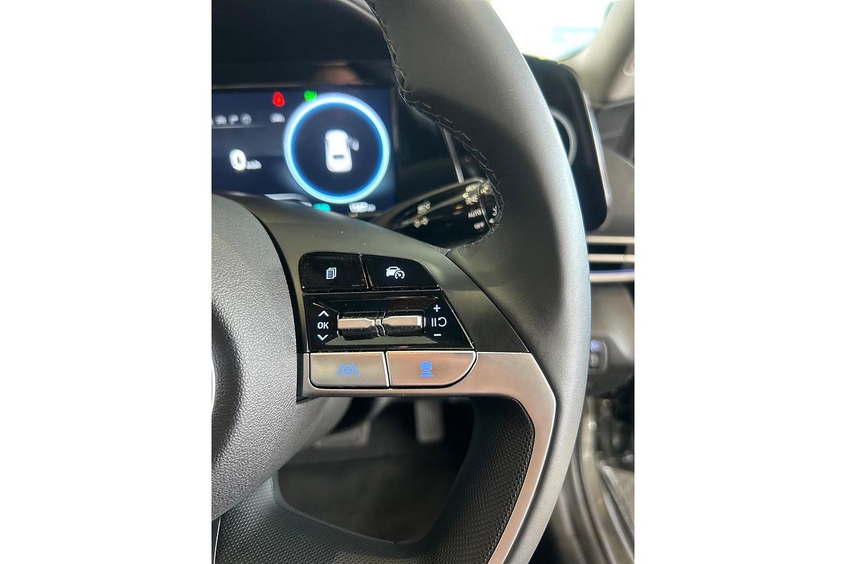 2025 Hyundai i30 Elite Hybrid CN7.V2