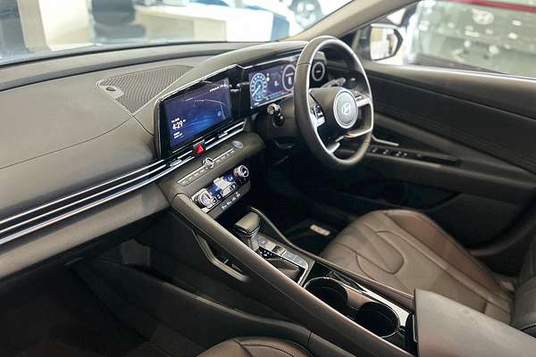 2025 Hyundai i30 Elite Hybrid CN7.V2