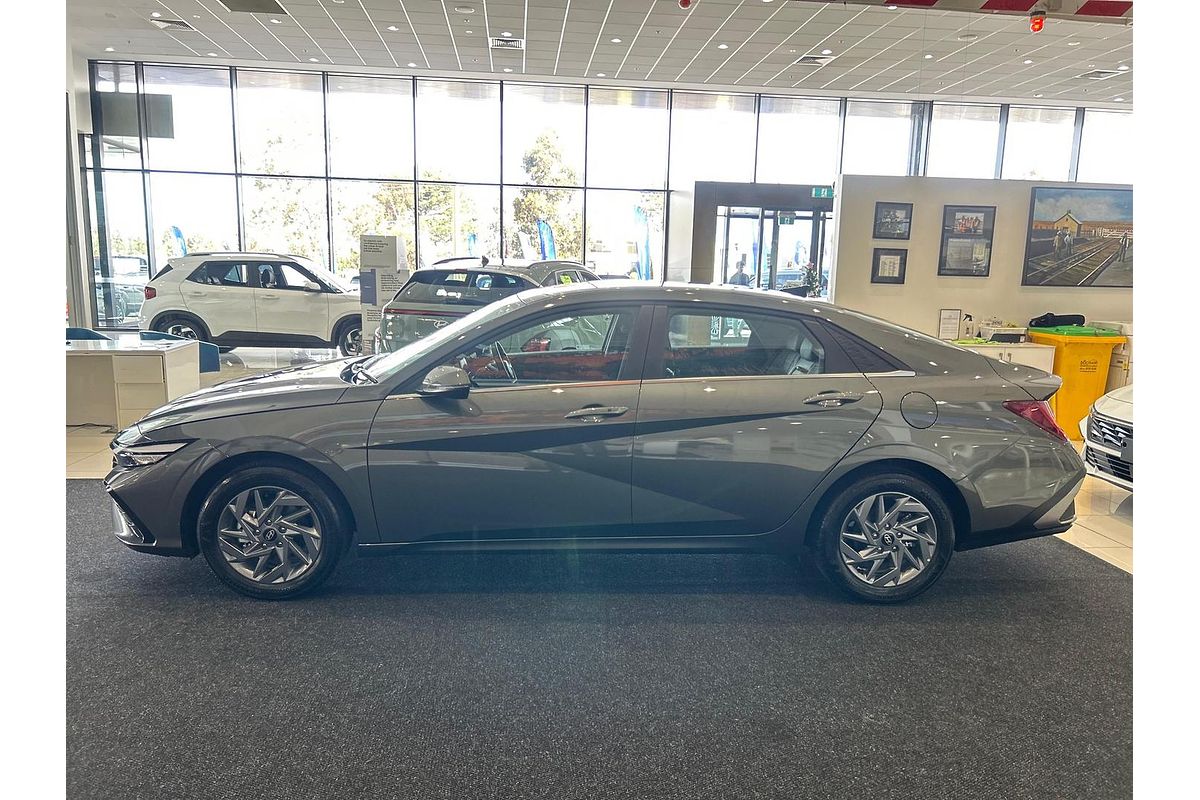 2025 Hyundai i30 Elite Hybrid CN7.V2