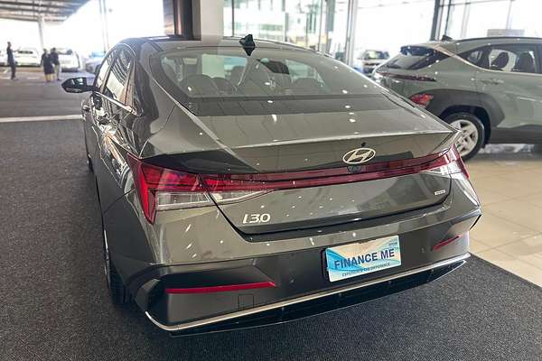 2025 Hyundai i30 Elite Hybrid CN7.V2