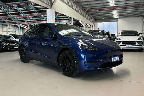 2023 Tesla Model Y Rear-Wheel Drive
