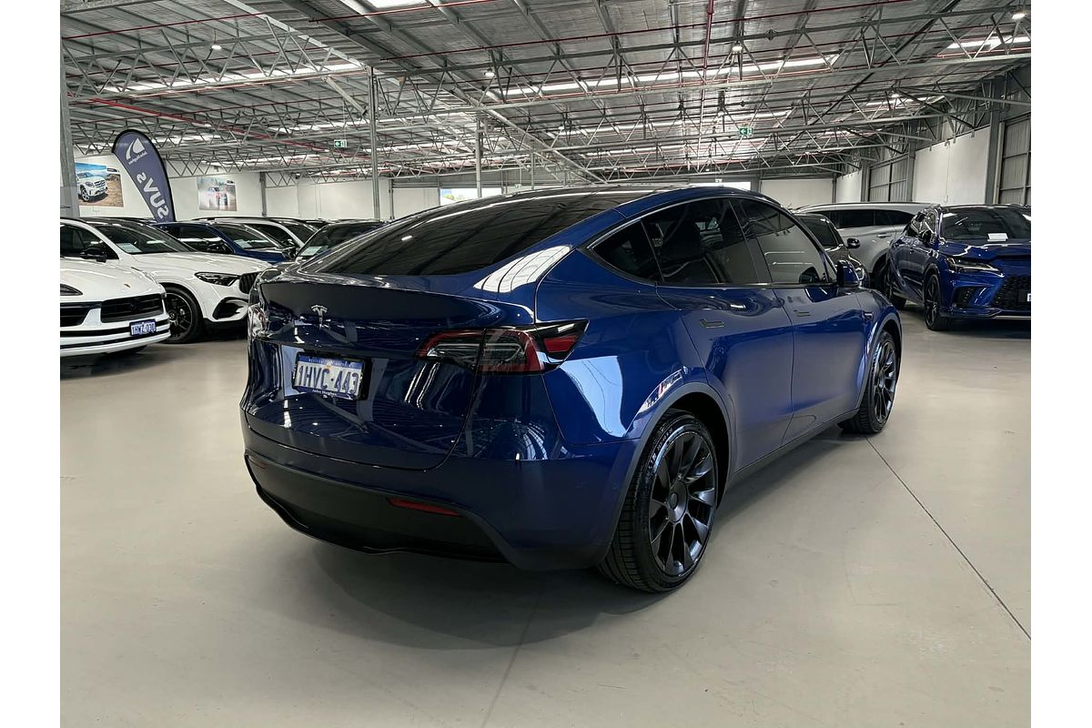 2023 Tesla Model Y Rear-Wheel Drive