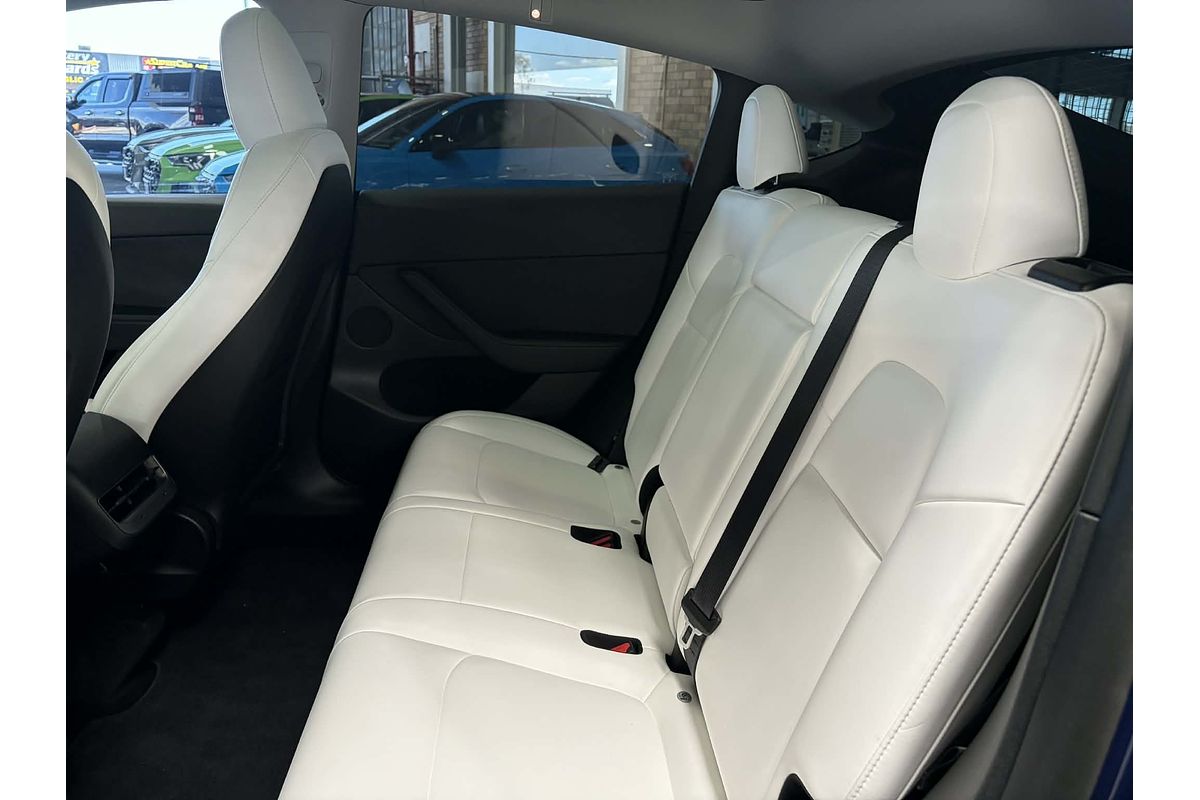 2023 Tesla Model Y Rear-Wheel Drive