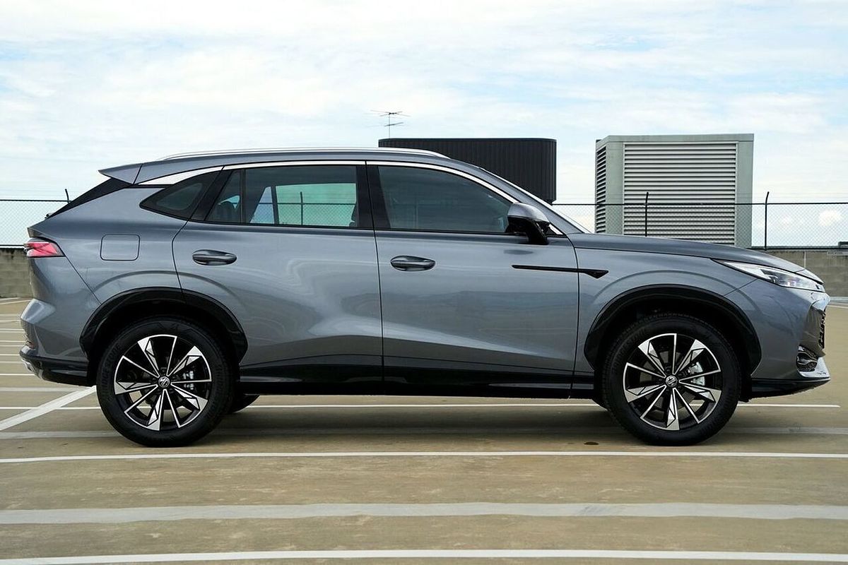 2024 MG HS Excite AS33