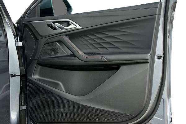 2024 MG HS Excite AS33