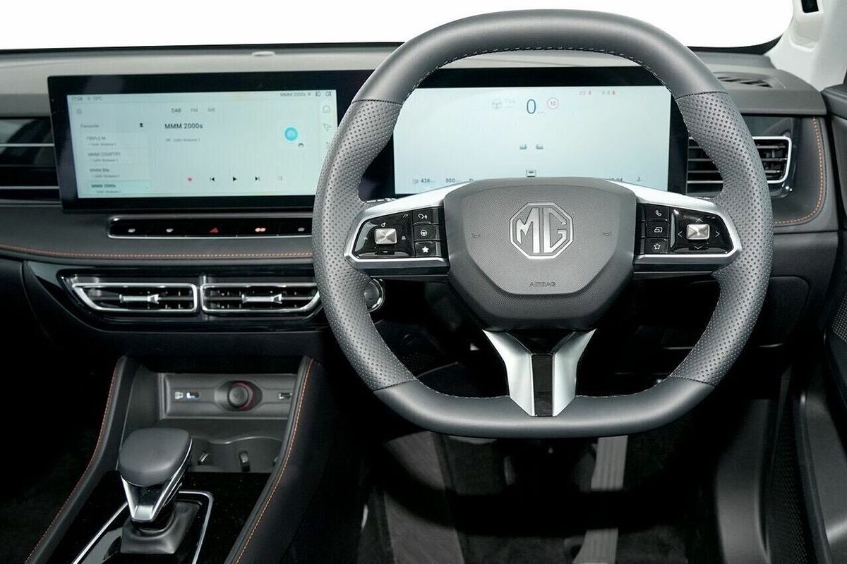 2024 MG HS Excite AS33