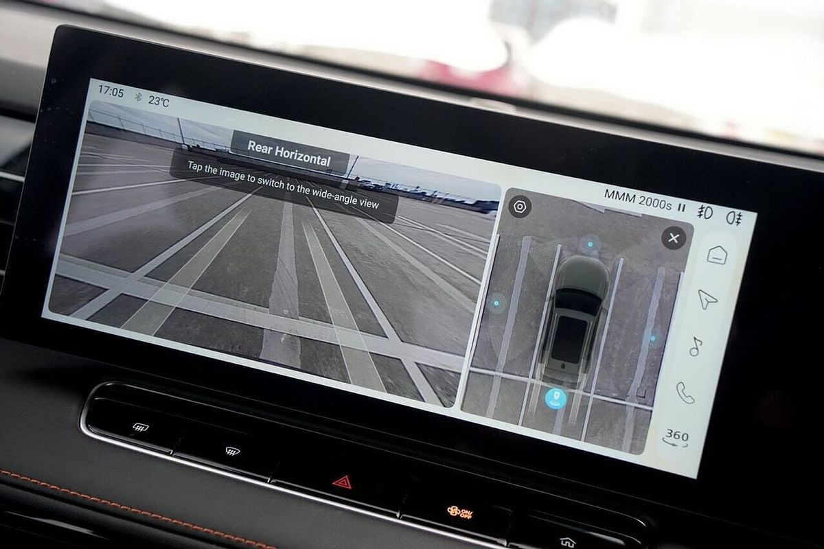 2024 MG HS Excite AS33