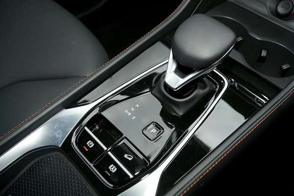 2024 MG HS Excite AS33