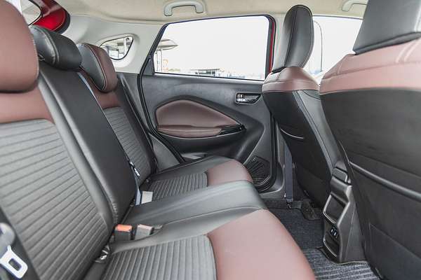 2025 Suzuki Fronx Hybrid GLX KW