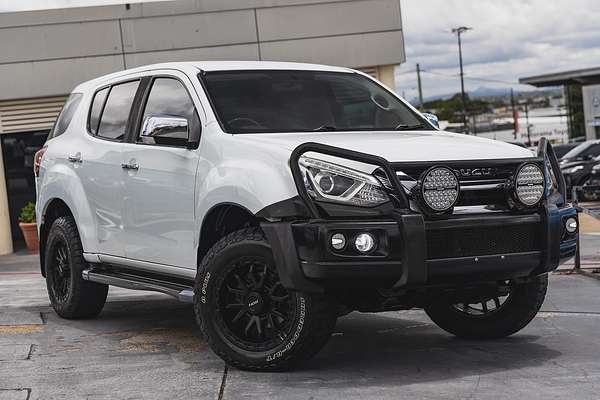 2021 Isuzu MU-X LS-U