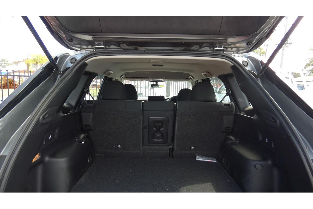 2022 Mitsubishi Outlander ES ZM