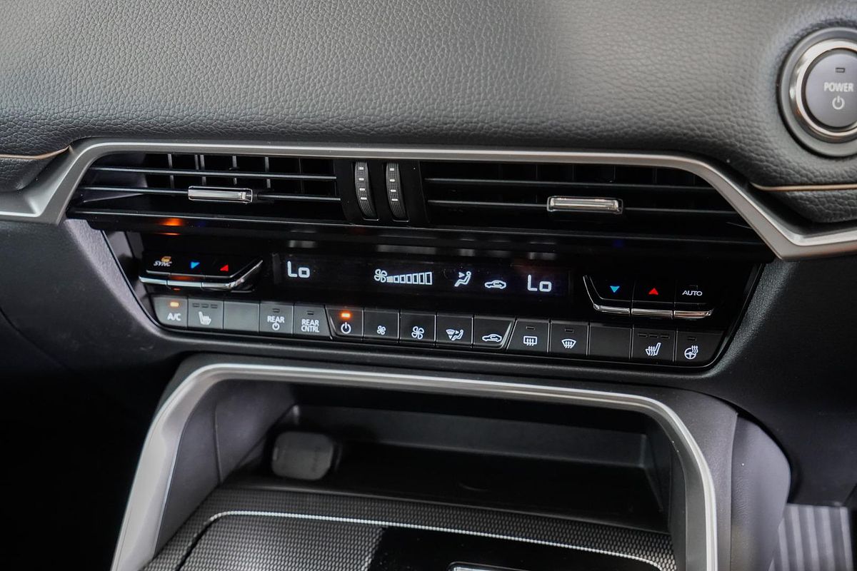 2024 Mazda CX-80 P50e GT KL