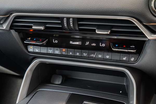 2025 Mazda CX-80 P50e GT KL