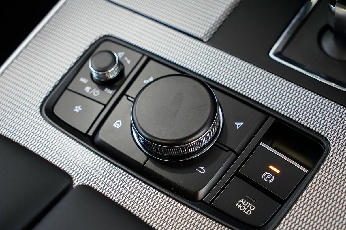 2024 Mazda CX-70 D50e GT KJ