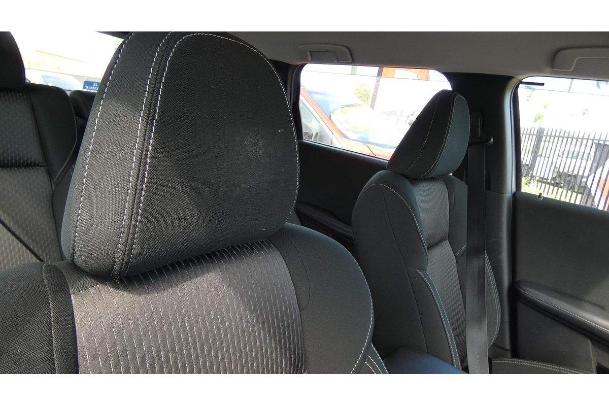 2022 Mitsubishi Outlander ES ZM