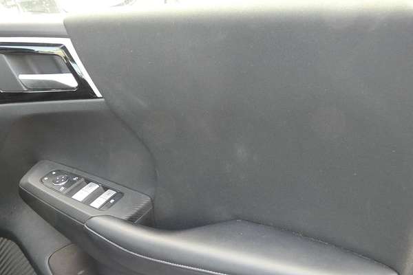 2022 Mitsubishi Outlander ES ZM