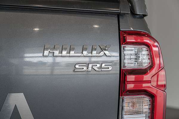 2020 Toyota Hilux SR5 GUN126R 4X4