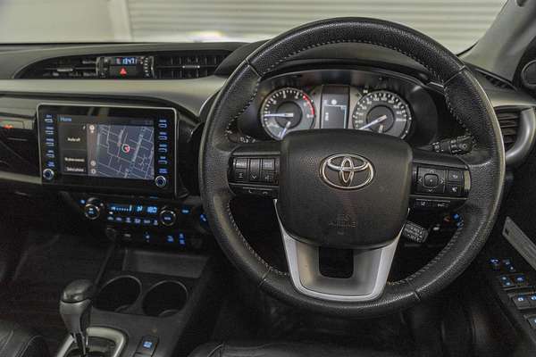 2020 Toyota Hilux SR5 GUN126R 4X4