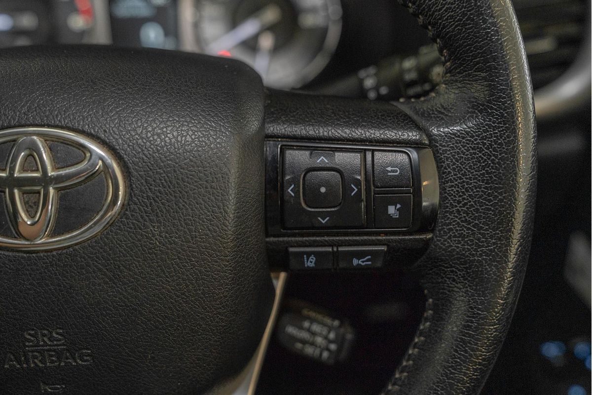 2020 Toyota Hilux SR5 GUN126R 4X4