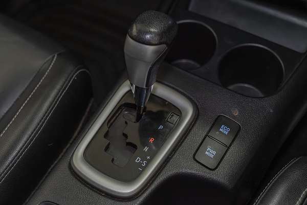 2020 Toyota Hilux SR5 GUN126R 4X4