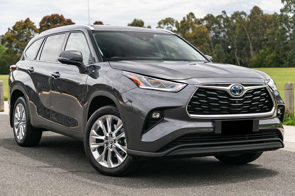 2024 Toyota Kluger Grande AXUH78R