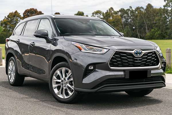 2024 Toyota Kluger Grande AXUH78R