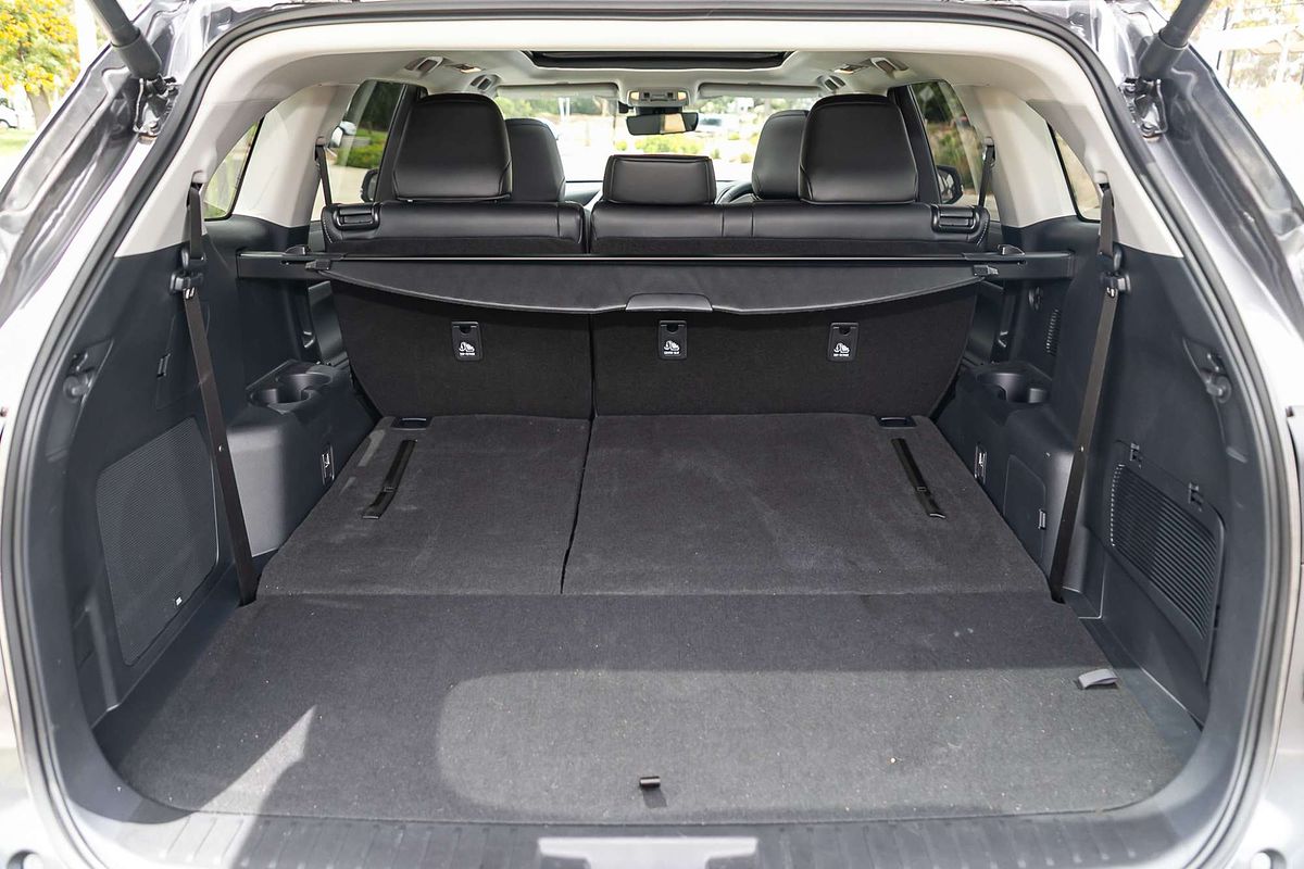 2024 Toyota Kluger Grande AXUH78R