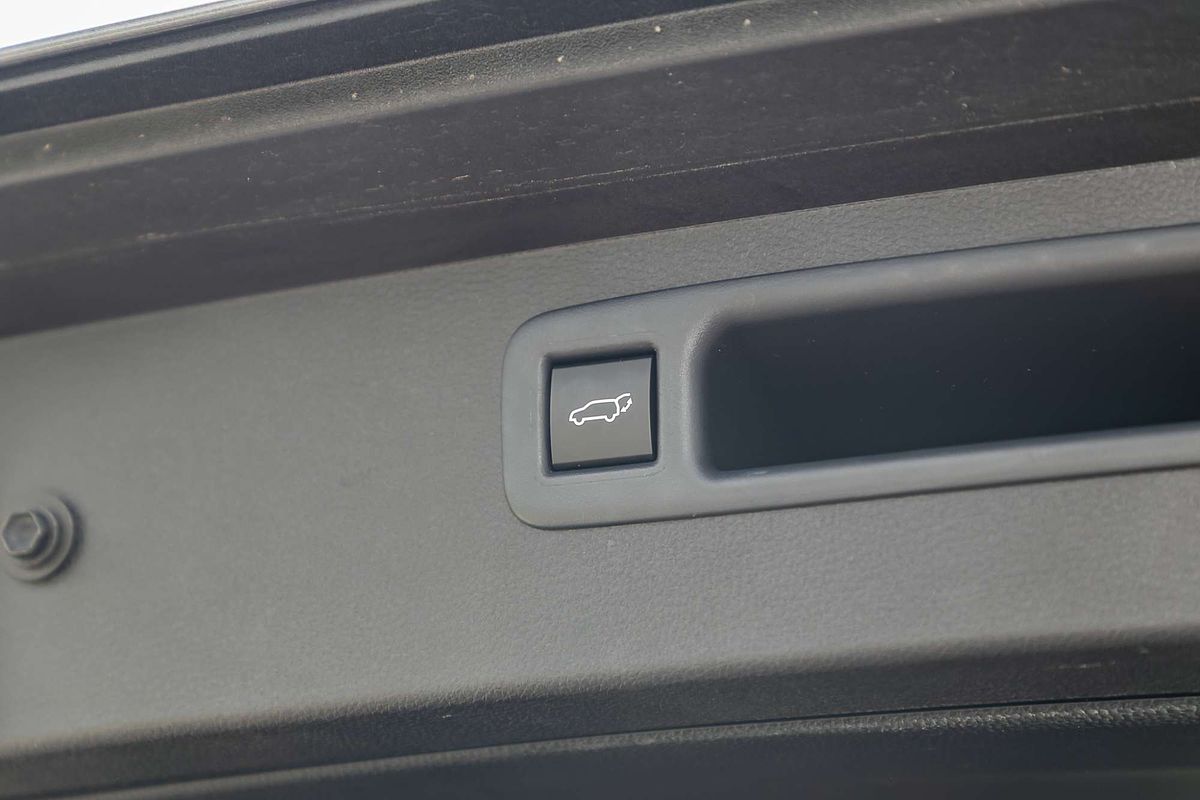 2024 Toyota Kluger Grande AXUH78R