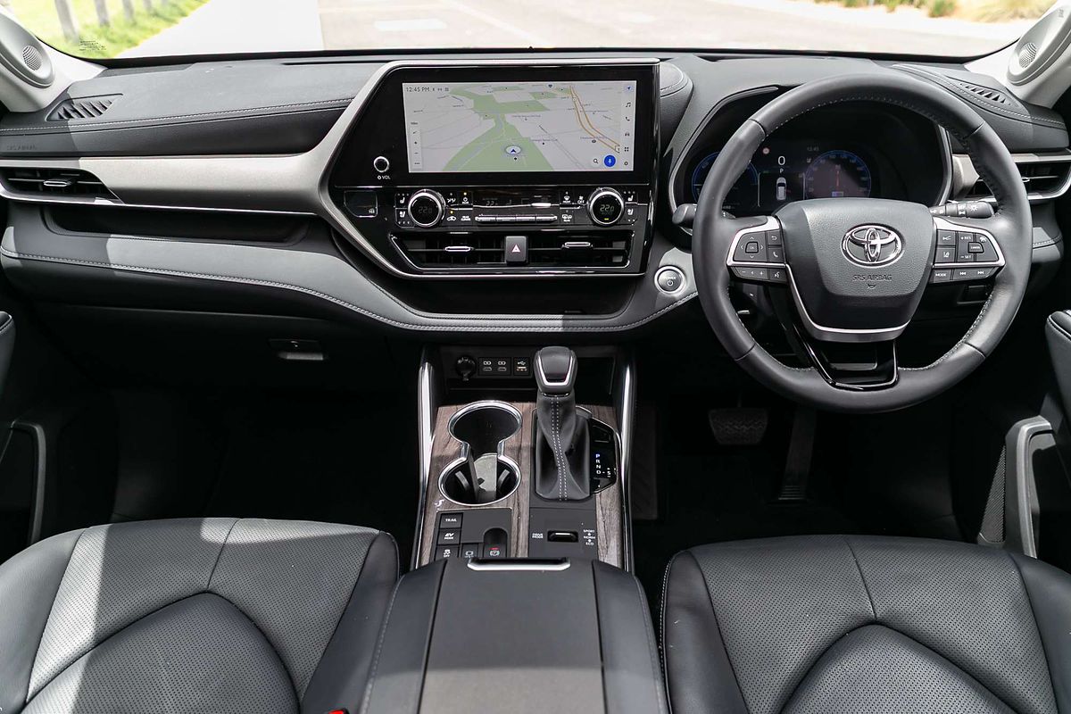 2024 Toyota Kluger Grande AXUH78R