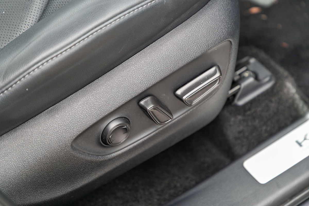 2024 Toyota Kluger Grande AXUH78R