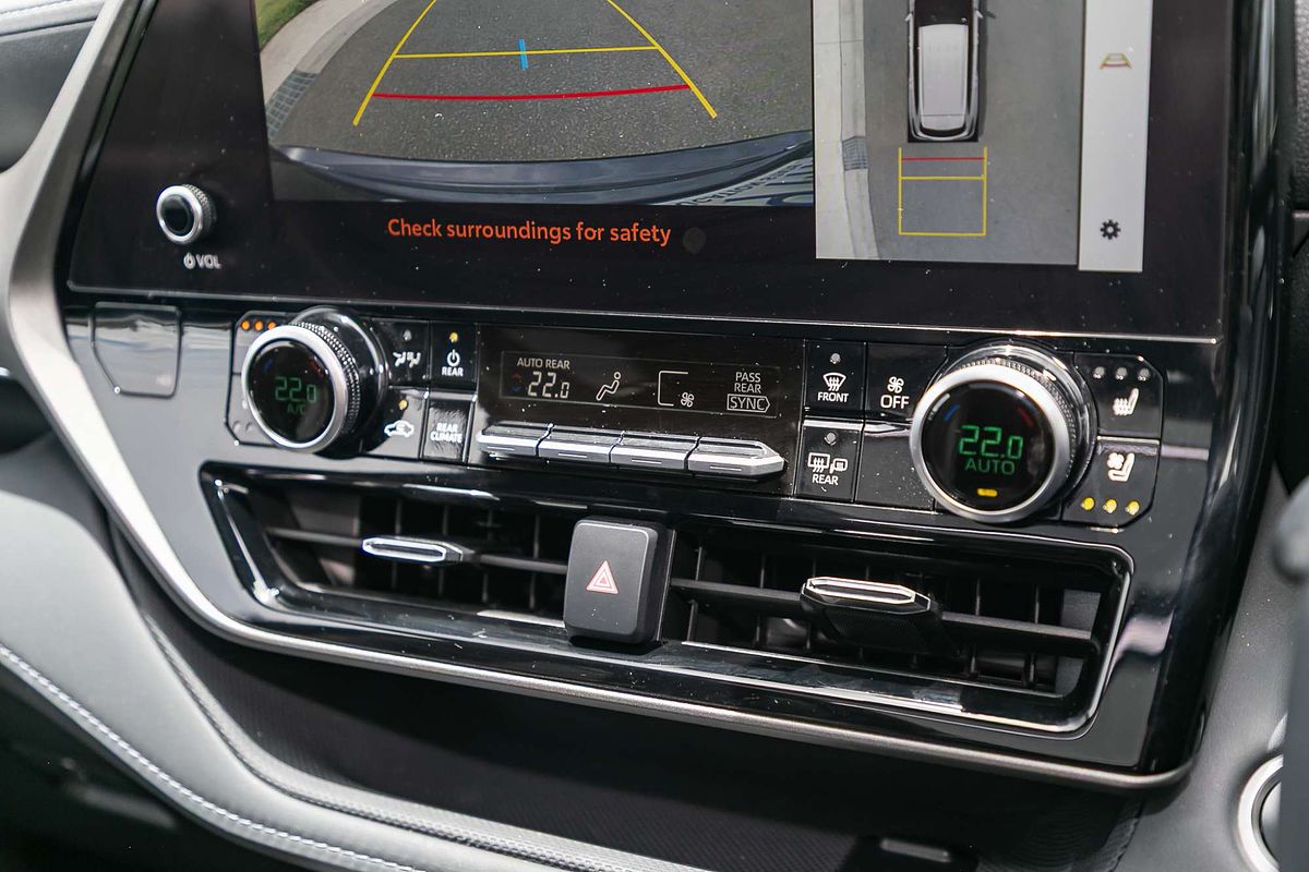 2024 Toyota Kluger Grande AXUH78R