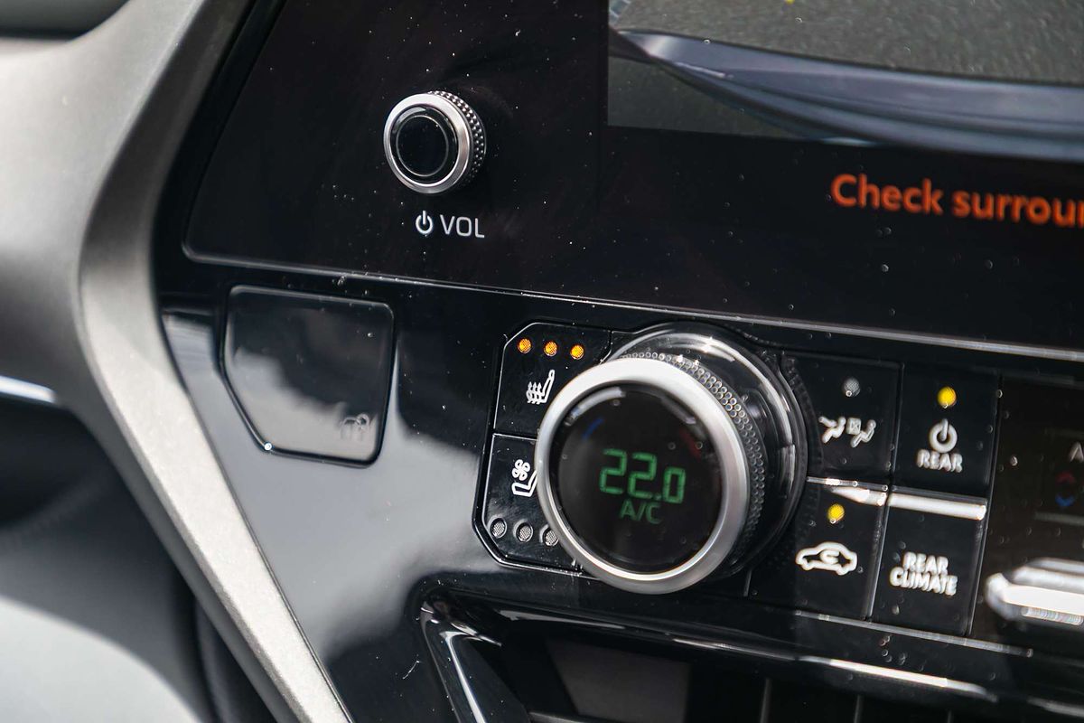 2024 Toyota Kluger Grande AXUH78R