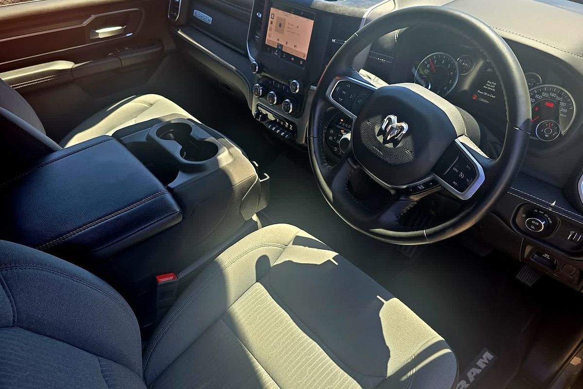 2024 RAM 1500 Big Horn DT 4X4 LWB