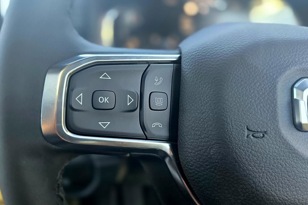 2025 RAM 2500 Laramie DJ 4X4