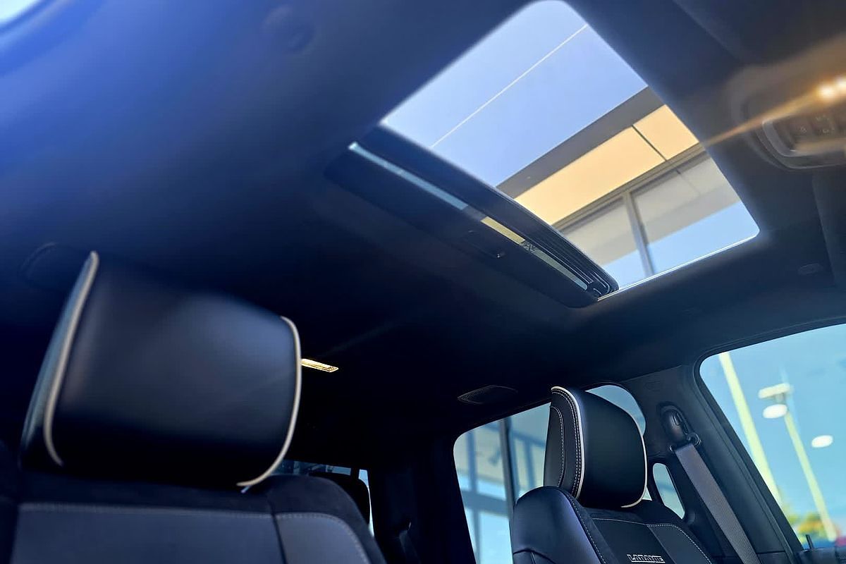 2025 RAM 2500 Laramie DJ 4X4