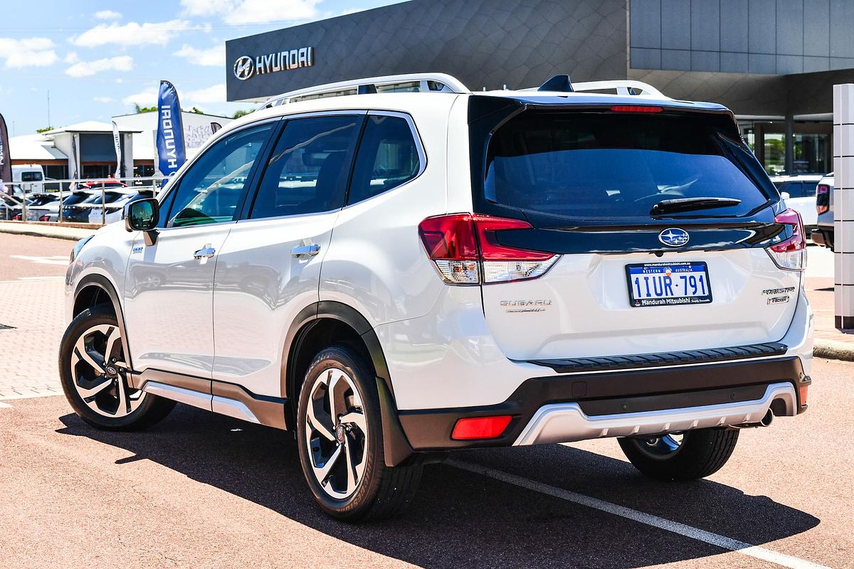 2024 Subaru Forester Hybrid S S5