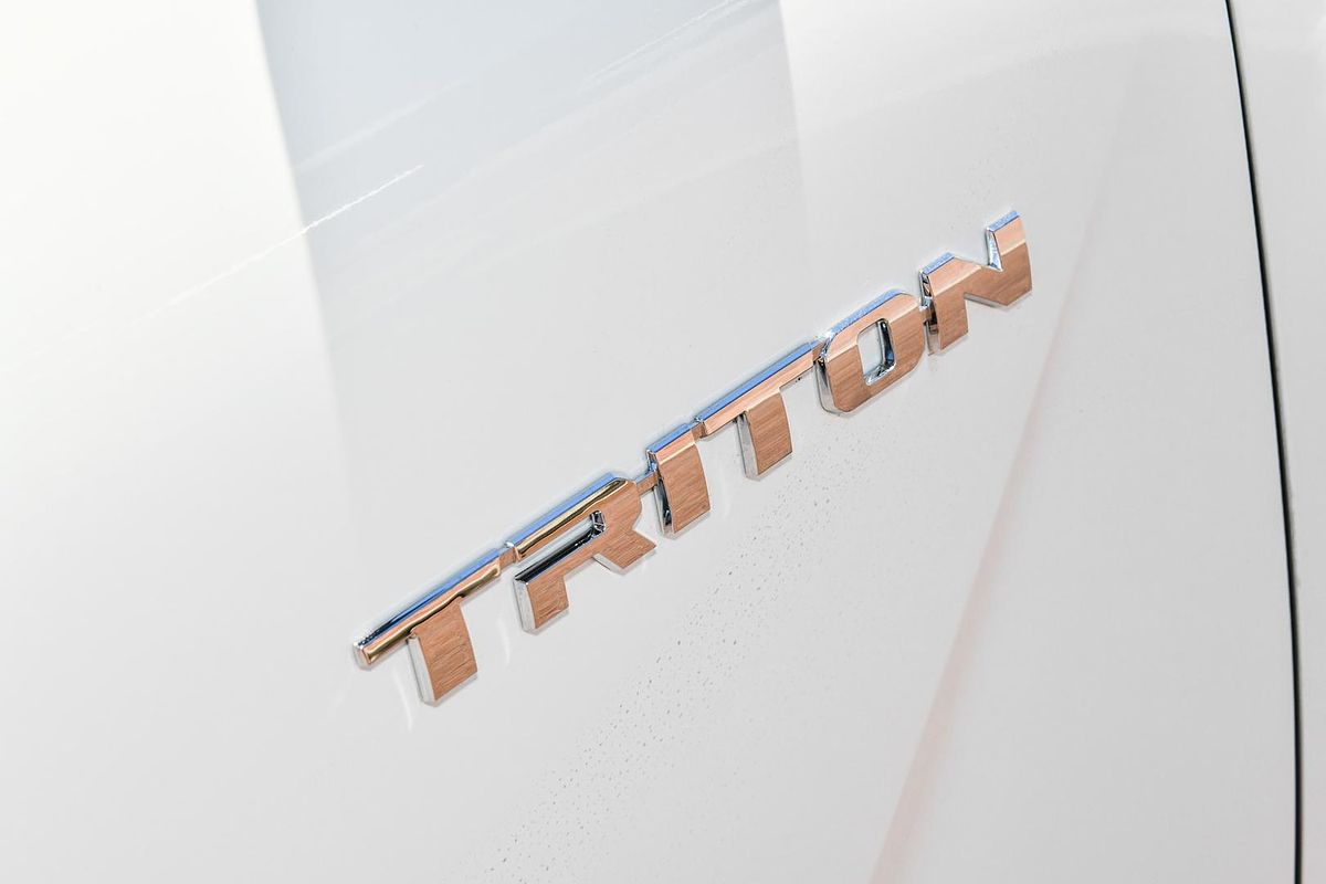 2025 Mitsubishi Triton GLX+ MV 4X4