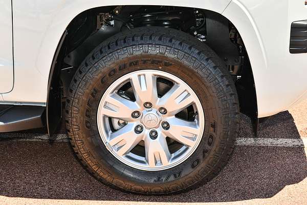 2025 Mitsubishi Triton GLX+ MV 4X4