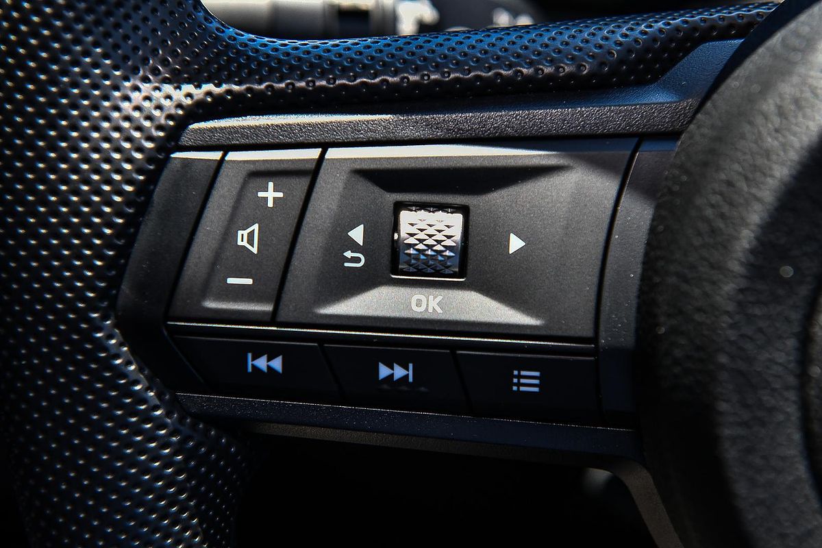 2025 Mitsubishi Triton GLX+ MV 4X4