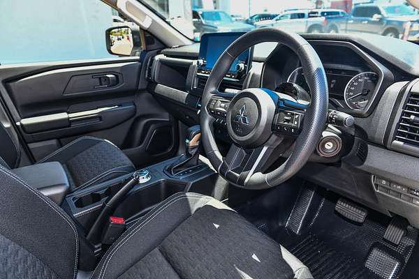 2025 Mitsubishi Triton GLX+ MV 4X4
