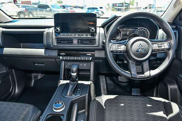 2025 Mitsubishi Triton GLX+ MV 4X4